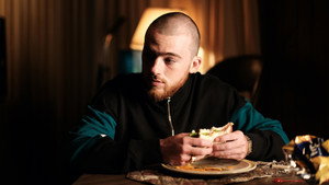 Вне связи